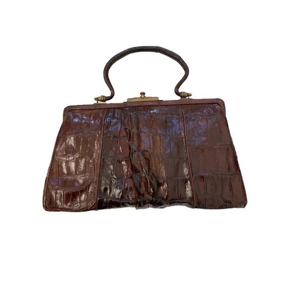 Vintage 1900s Alligator Handbag - Picture 4 of 9